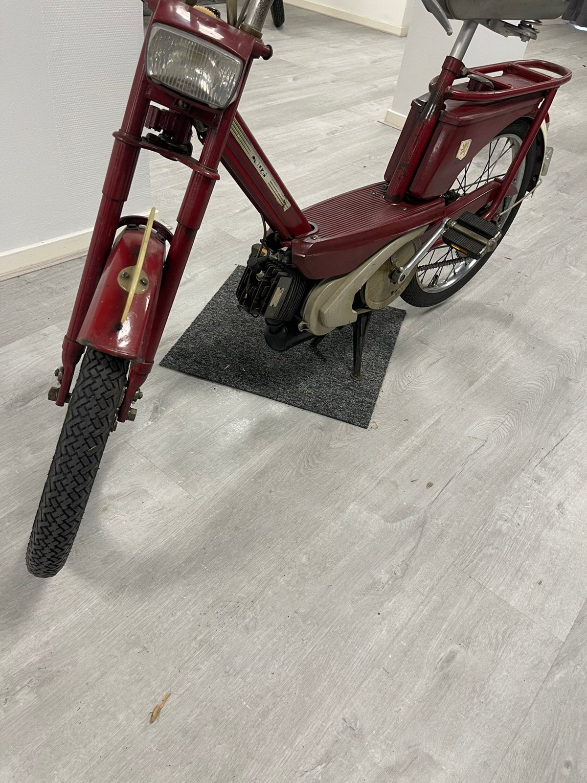 Mooie originele patina Peugeot 102, Fietsen en Brommers, Brommers | Overige merken, Ophalen, Gebruikt