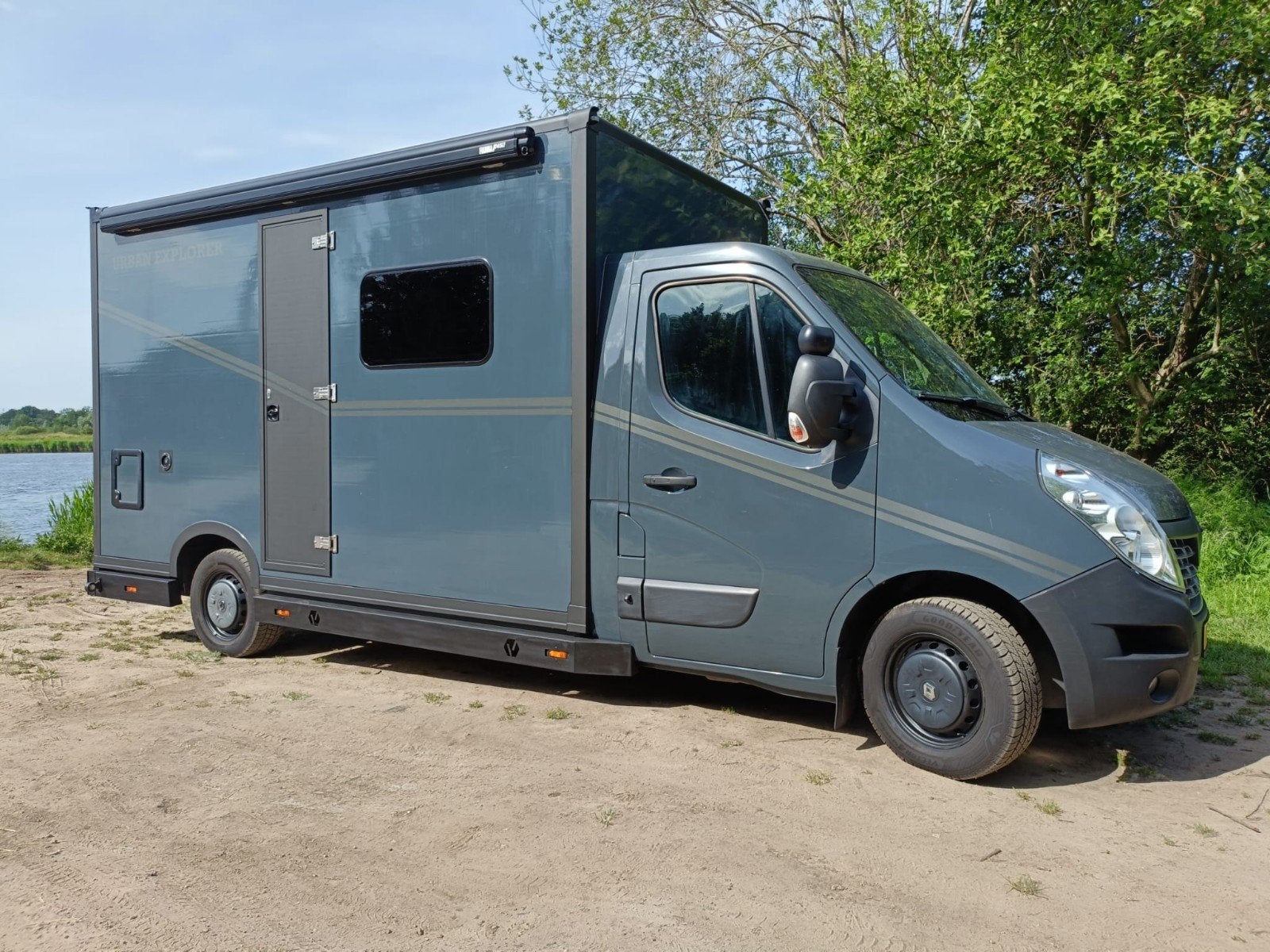 Caravans And Camping Renault