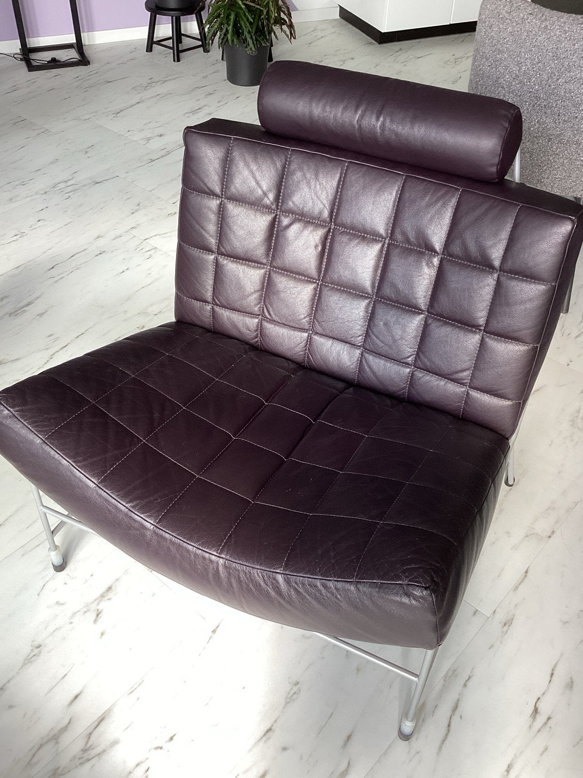 Leolux fauteuil, paars leer, weinig gebruikt, Ophalen, Overige kleuren, Leer, Zo goed als nieuw