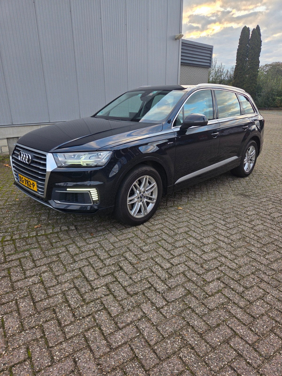 Audi Q7 3.0 TDI 374pk E-tron Quattro Tiptronic 2016 Blauw, Auto's, Automaat, 258 pk, Blauw, 2420 kg