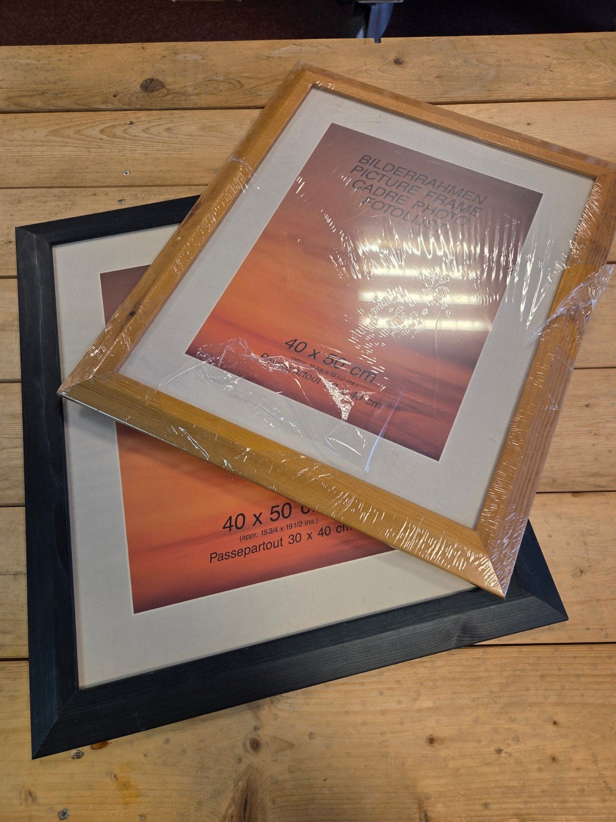 2 x houten wissellijst met plexiglas 40x50 cm (nieuw), Huis en Inrichting, Woonaccessoires | Lijsten, Ophalen, Met passe-partout