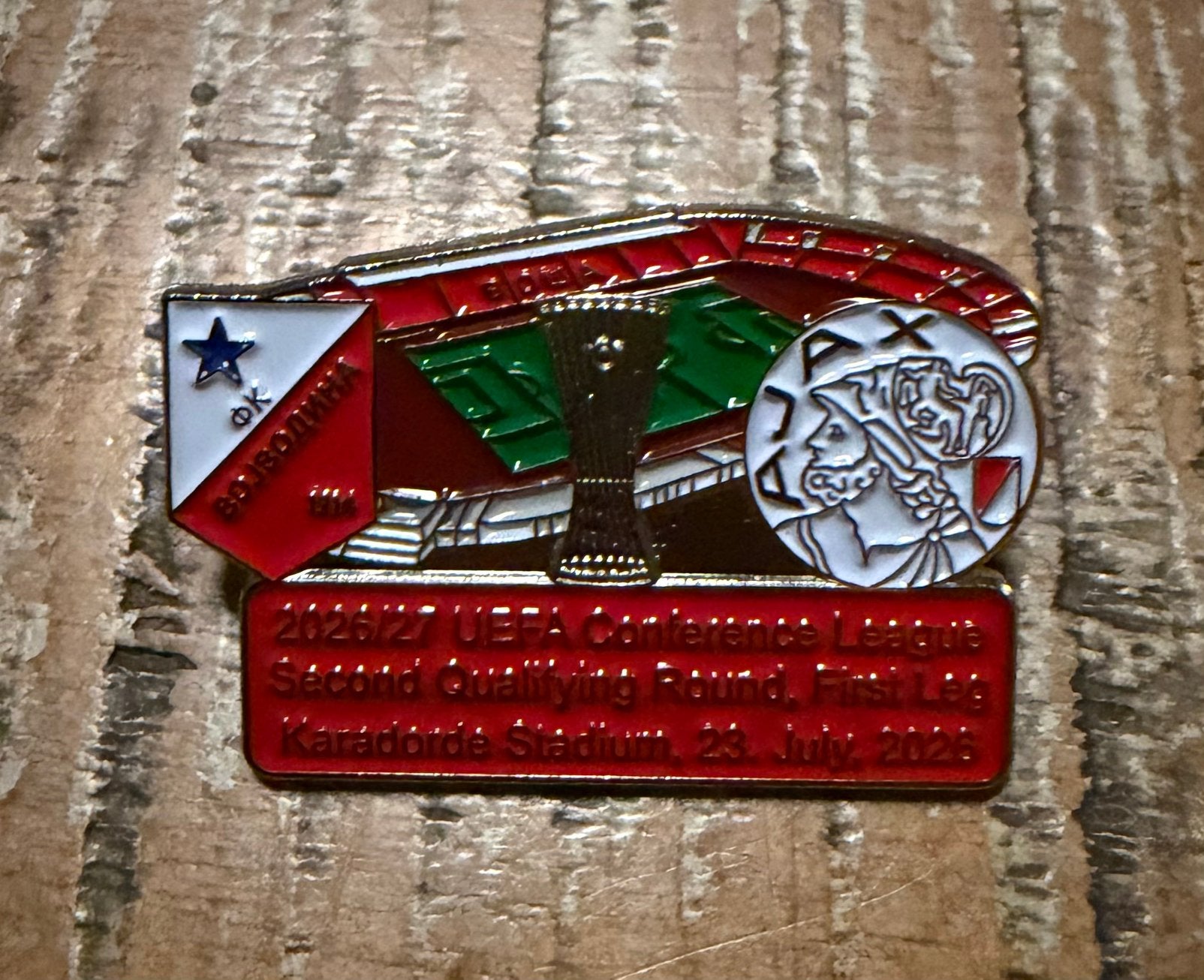 Voetbal pin Vovodina-Ajax europa cup 2026, Ophalen of Verzenden, Zo goed als nieuw, Sport