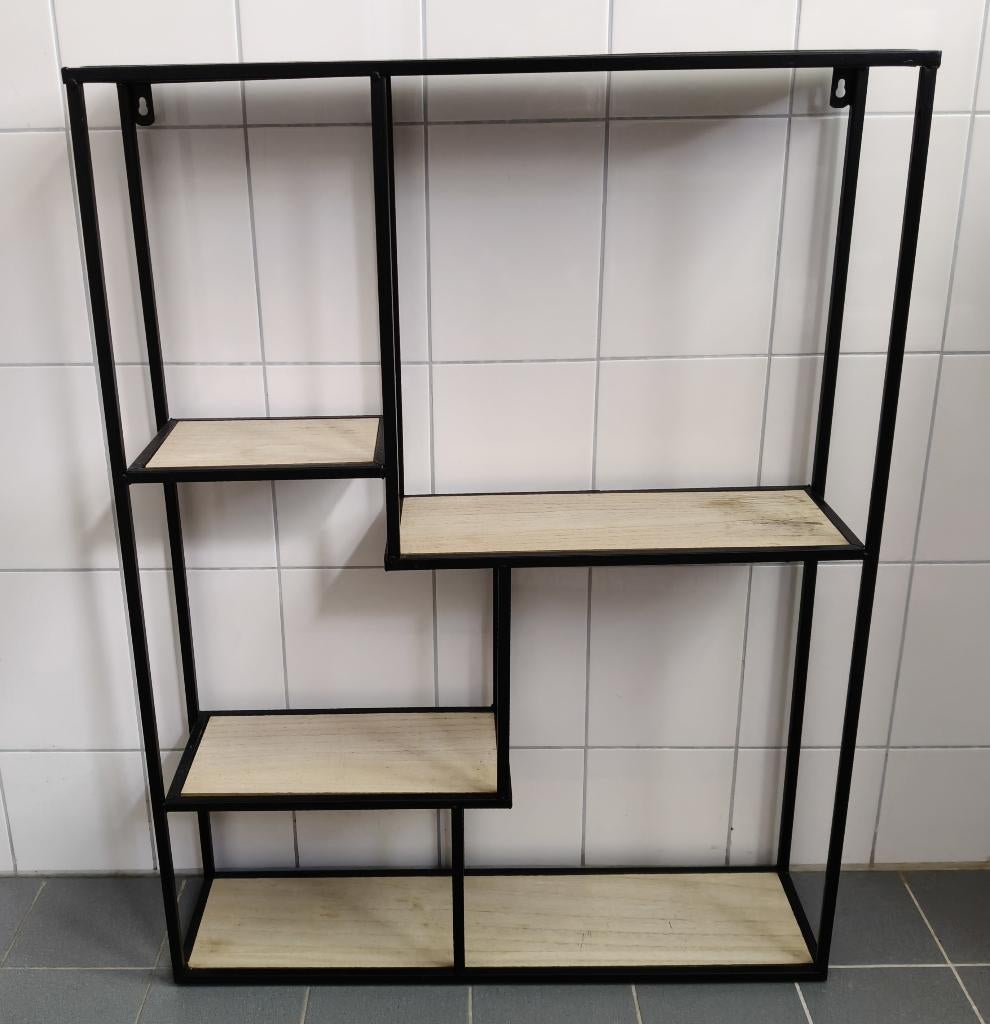 Wand vakkenkast Linosa € 20,00, Ophalen, Gebruikt