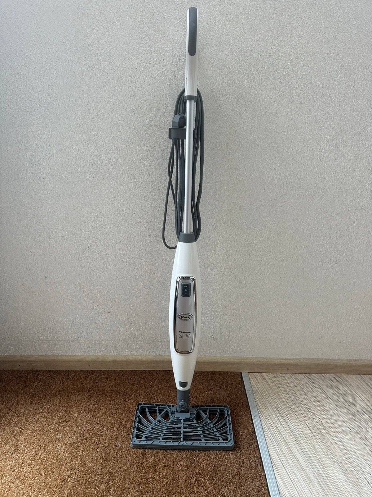 Shark Stoom reiniger Slim Steam Pocket Mop Lite – S3455, Witgoed en Apparatuur, Stofzuigers, Ophalen, Zo goed als nieuw