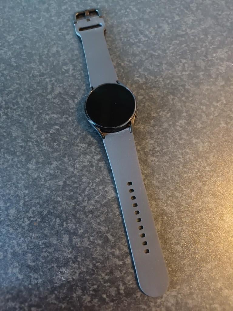 Samsung galaxy watch 4, Sieraden, Tassen en Uiterlijk, Smartwatches, Zwart, Ophalen of Verzenden, Zo goed als nieuw, Android