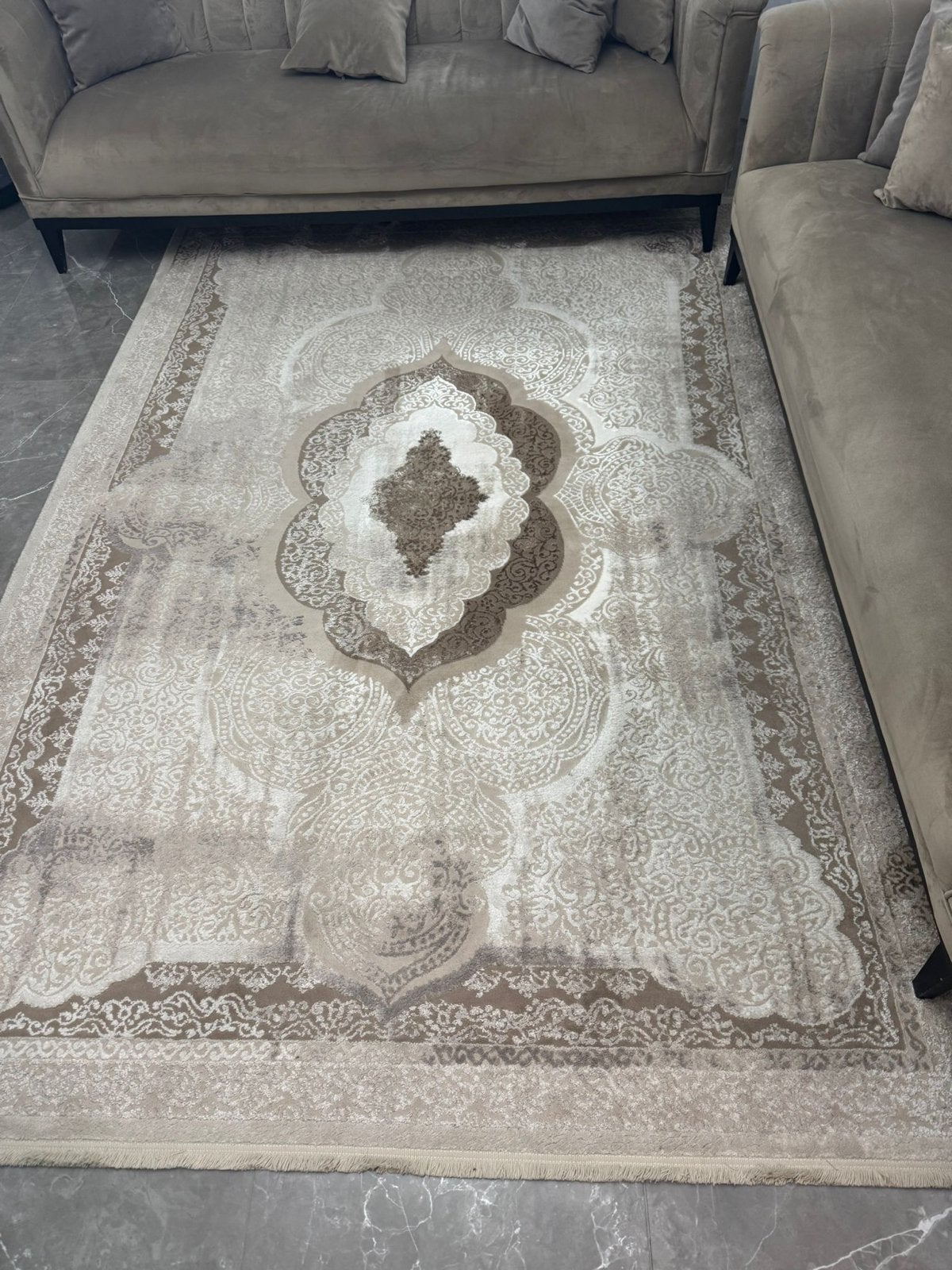 Flora Fez Vloerkleed Beige/Crème, Huis en Inrichting, Stoffering | Tapijten en Kleden, Ophalen, Beige, 150 tot 200 cm, 200 cm of meer