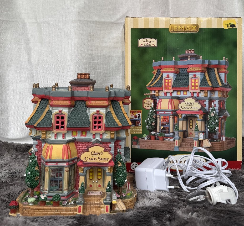 Lemax Caddington Village - Claire's Card shop, Ophalen of Verzenden, Nieuw