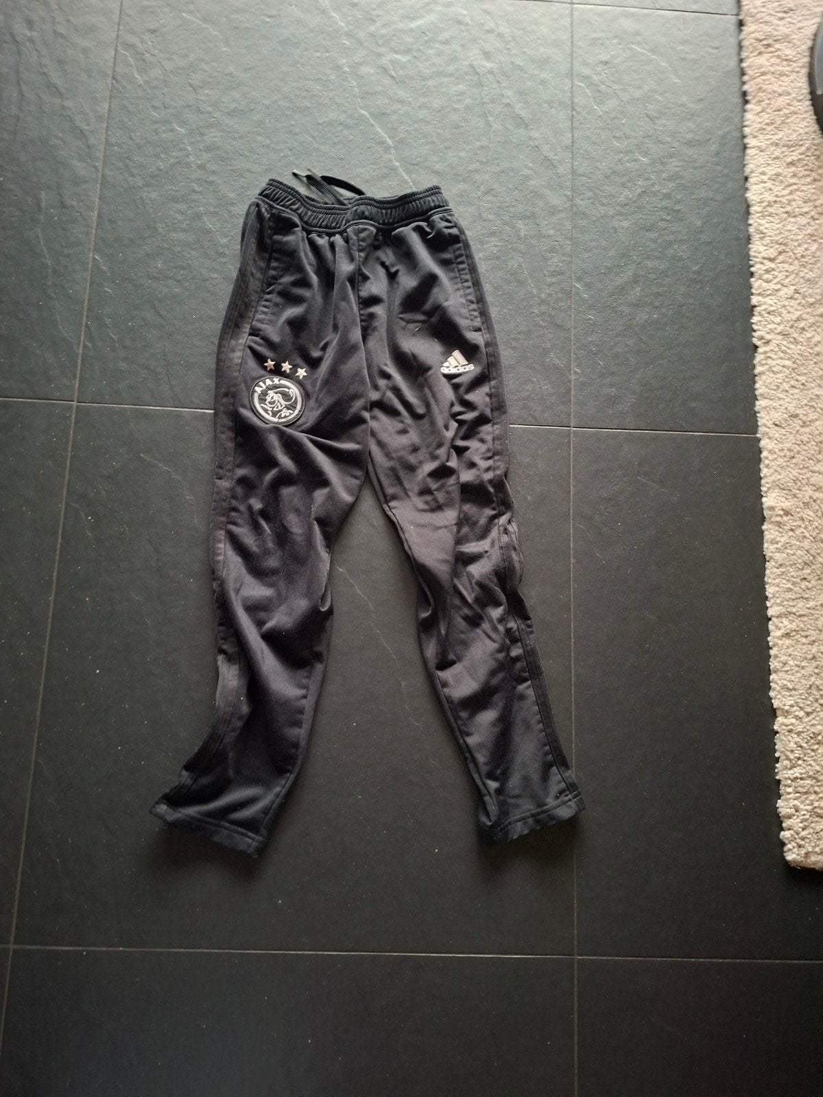 Ajax broek maat 140, Kinderen en Baby's, Kinderkleding | Maat 140, Ophalen, Jongen of Meisje, Broek