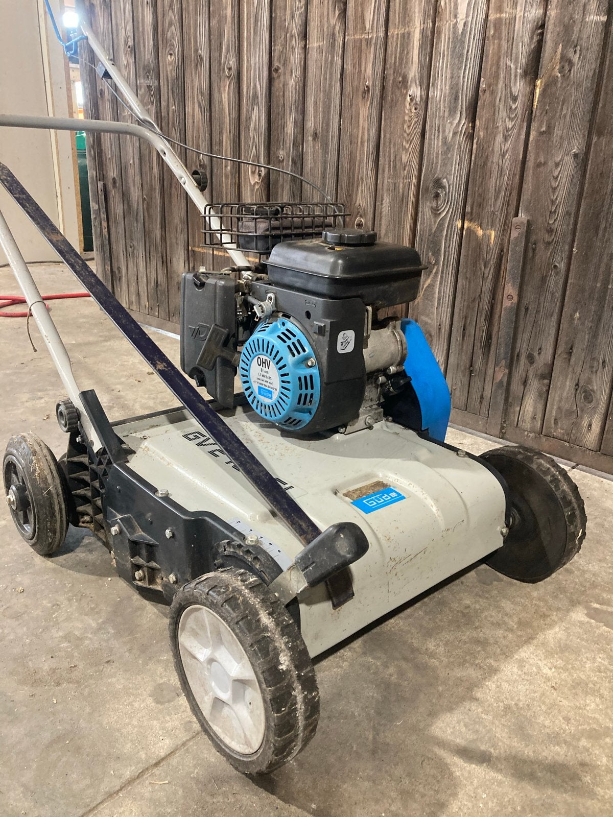 Gude GV 2400SL Verticuteermachine, Ophalen, Gebruikt, Benzine