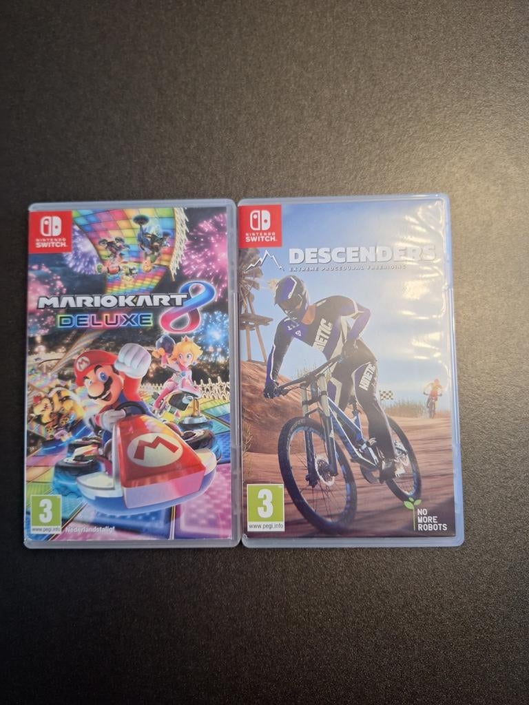Mario Kart 8 Deluxe & Descenders Nintendo Switch Games, Racen en Vliegen, Ophalen of Verzenden, Zo goed als nieuw, Eén computer