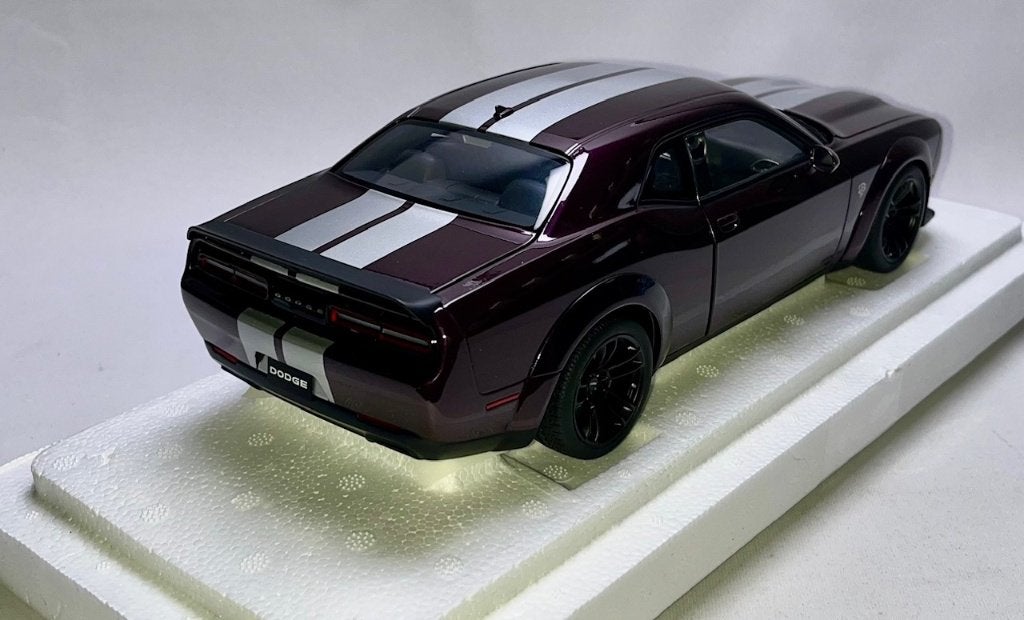 Dodge Challenger SRT Jailbreak Paars 1:18 van Autoart, Ophalen of Verzenden, Nieuw, Auto, Autoart
