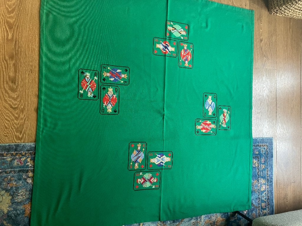 Handgeborduurd bridgelaken met 4 biedboxen Afm 130 x 130, Drie of vier spelers, Ophalen of Verzenden, Nieuw
