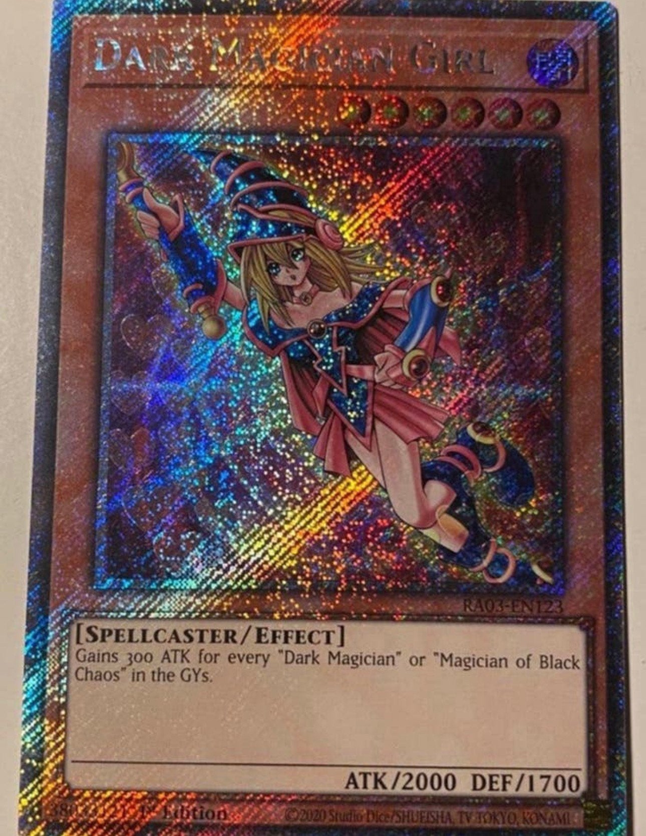 Yu-Gi-Oh! Dark Magician Girl RA03 1st Edition !, Hobby en Vrije tijd, Verzamelkaartspellen | Yu-gi-Oh!, Ophalen of Verzenden, Zo goed als nieuw