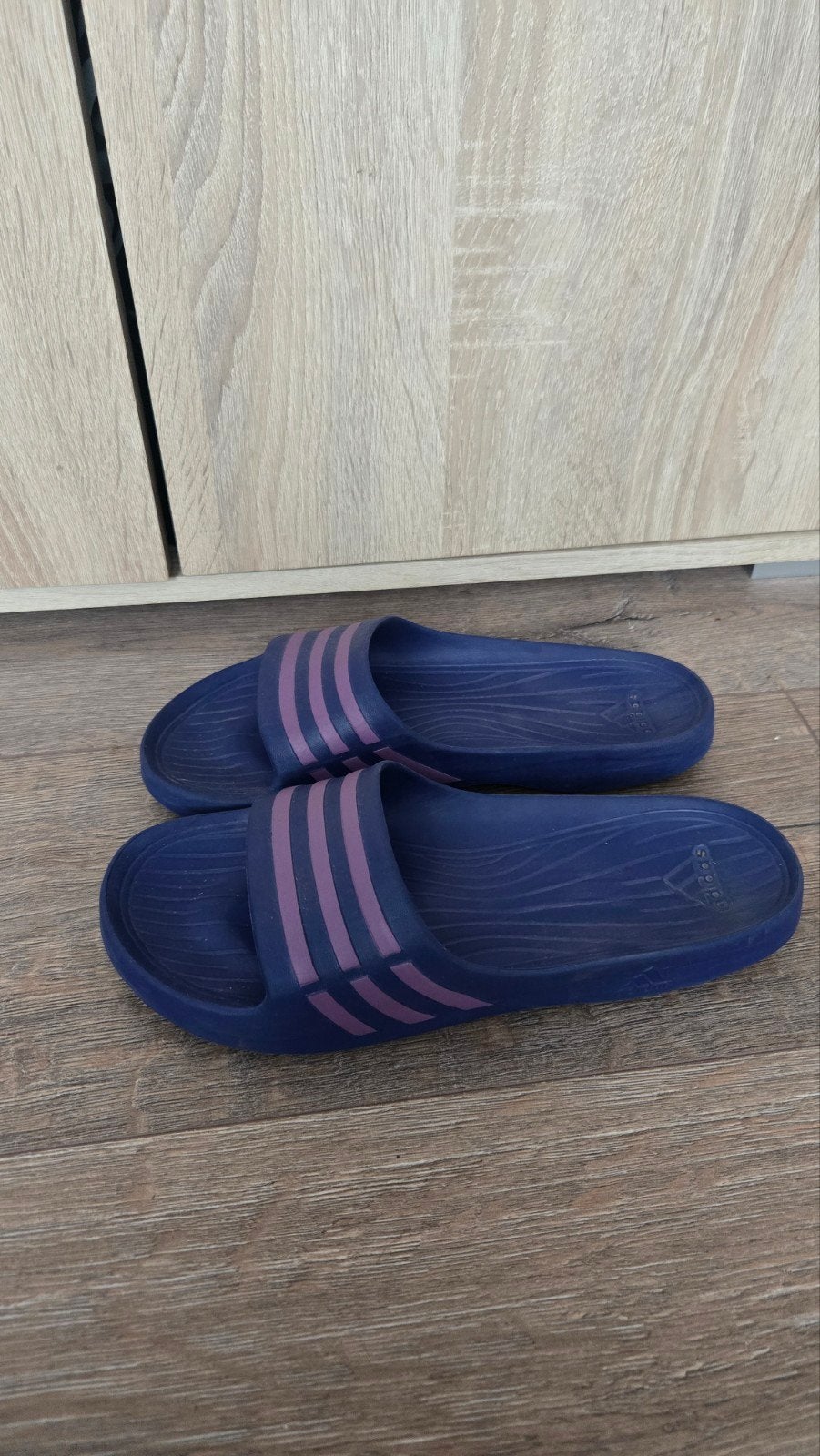 Adidas Adilette slippers maat 39, Slippers, Ophalen of Verzenden, Gedragen, Blauw