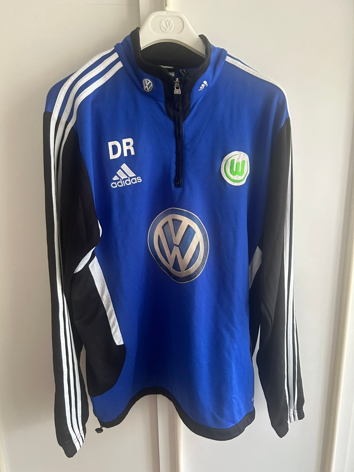 Vfl wolfsburg voetbal shirt training speler staf 2012-2013 L, Kleding | Heren, Sportkleding, Gedragen, Voetbal, Maat 52/54 (L)