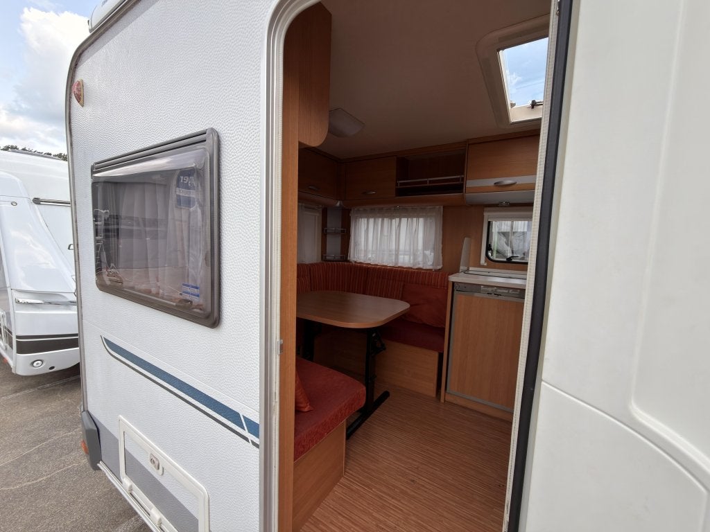 Knaus Sport 450 FU Met Fietsenrekken en mover met Voortent, Caravans en Kamperen, Rondzit, Bedrijf, Overige typen, 4 tot 5 meter