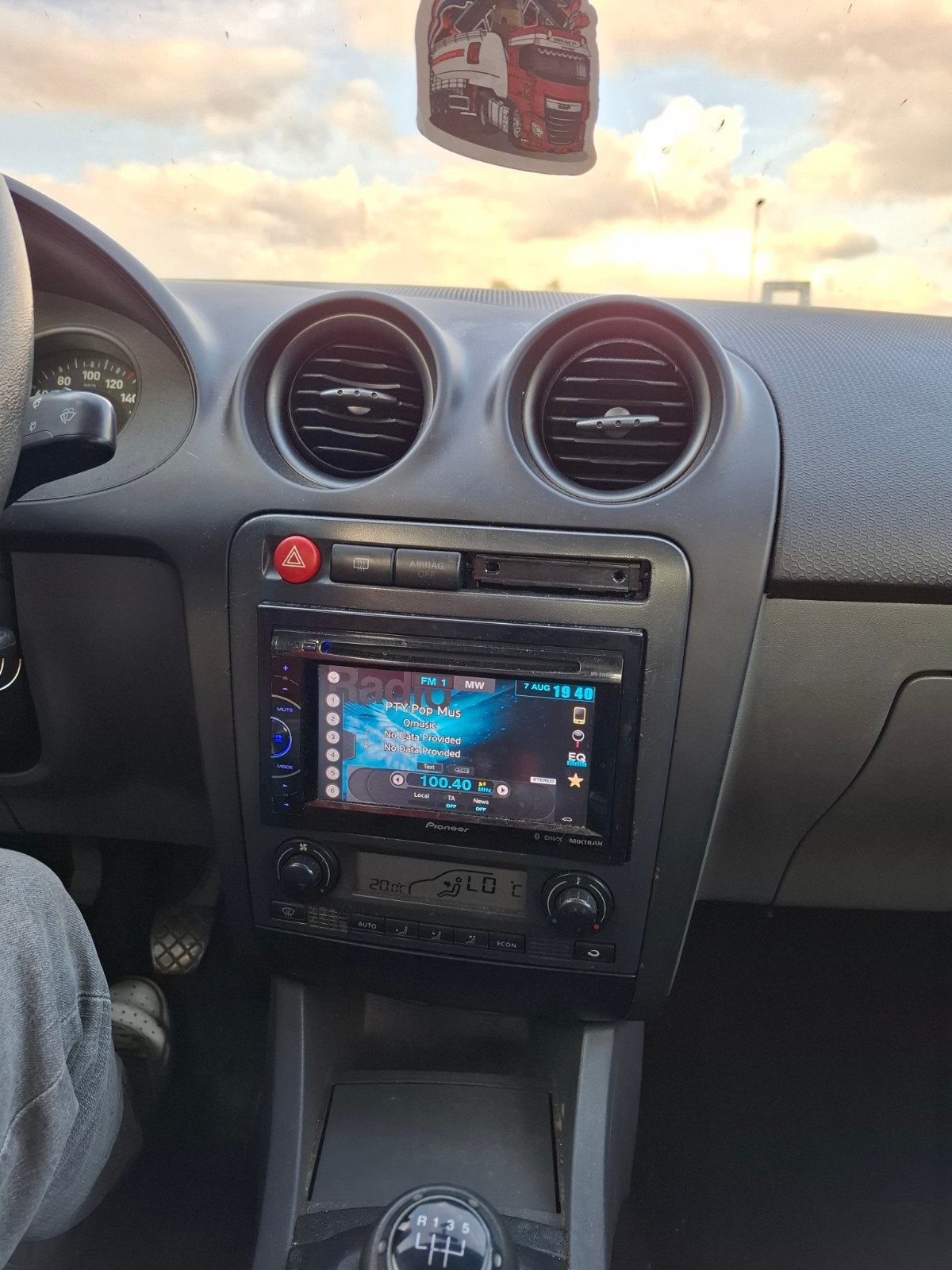Pioneer Radio voor Seat Ibiza 6L/cordoba, dubbeldin, Ophalen, Gebruikt