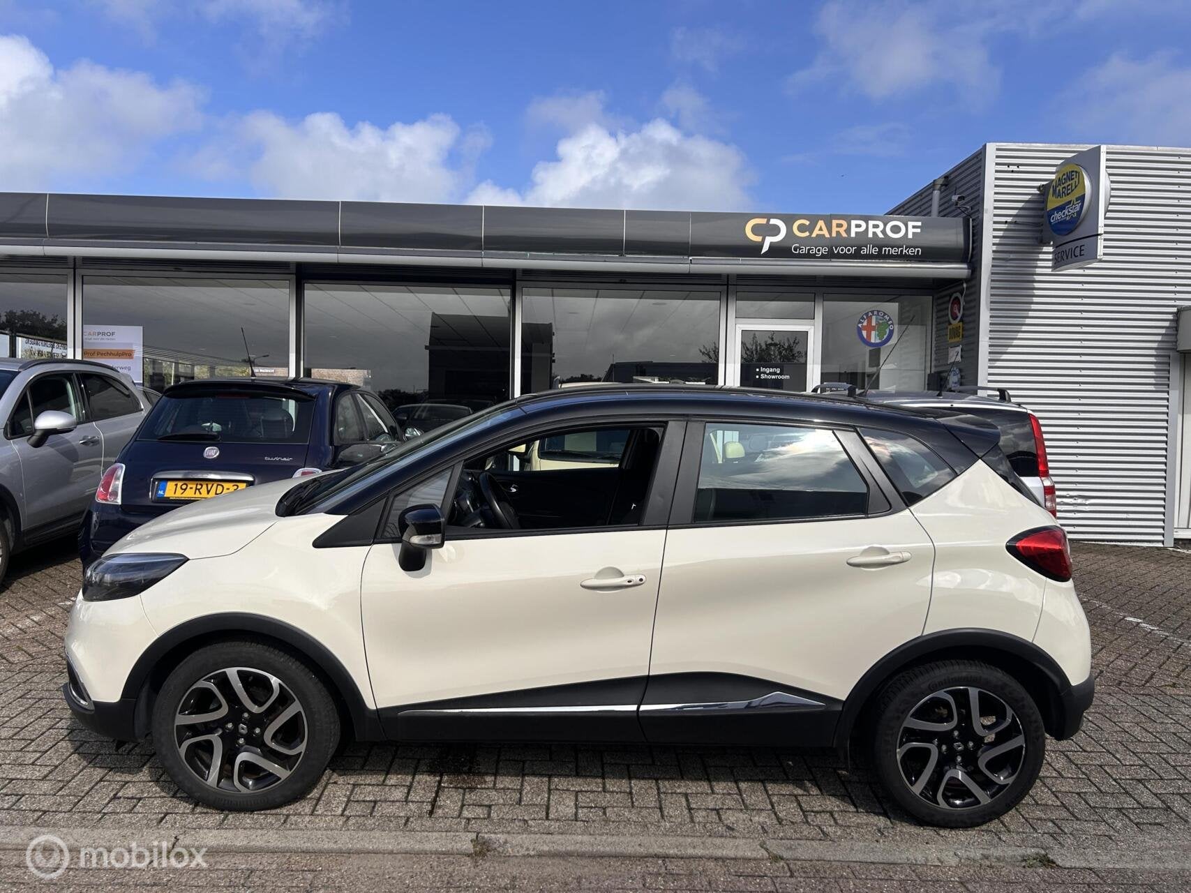Renault Captur 0.9 TCe Nieuwe motor, nwe Aircopomp, Voorwielaandrijving, Stof, Gebruikt, Met garantie (alle)