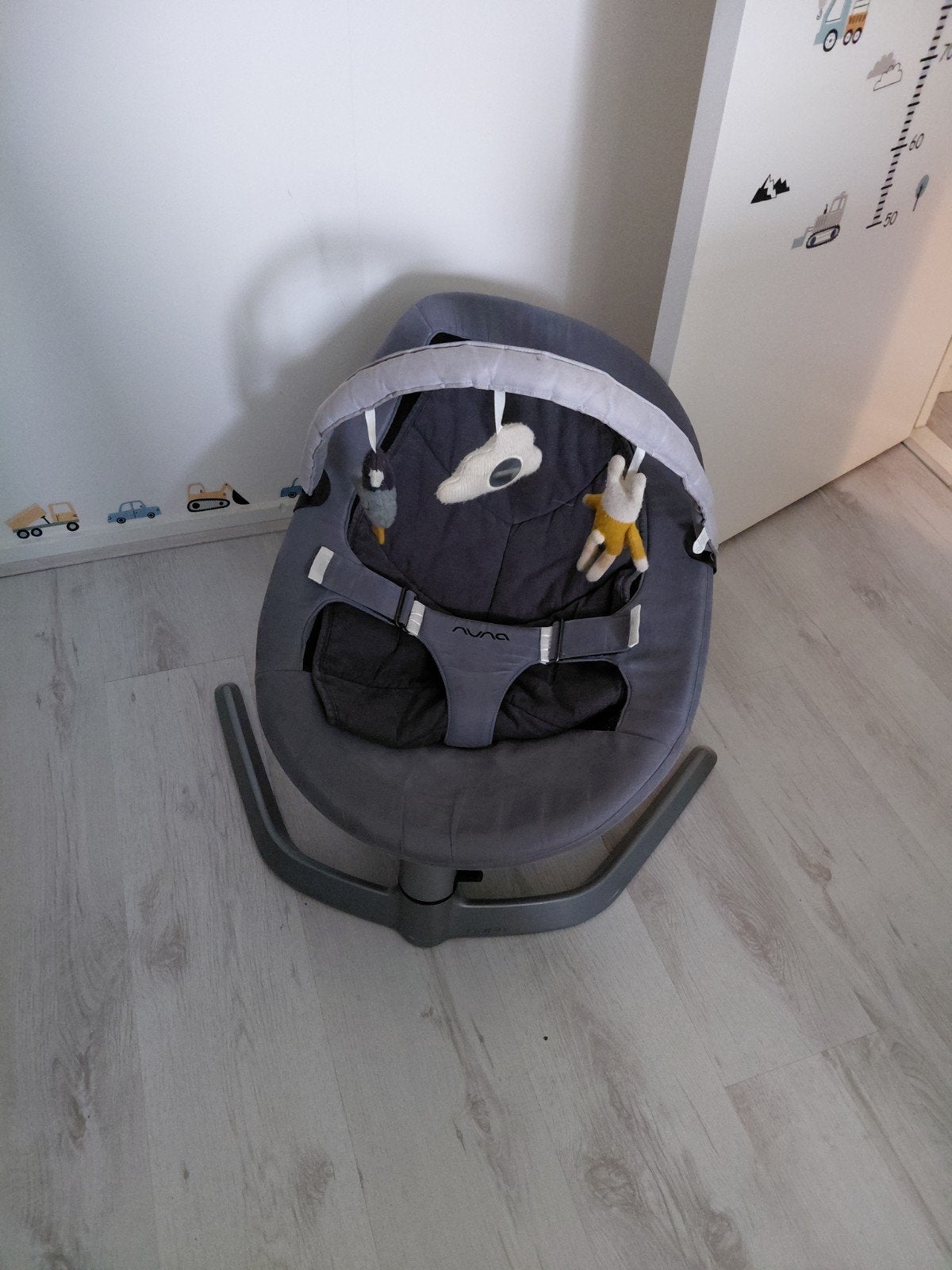 Nuna Leaf Schommelstoel/Wipstoel met Speelboog en Verkleiner, Ophalen, Zo goed als nieuw, Schommelstoel, Overige merken