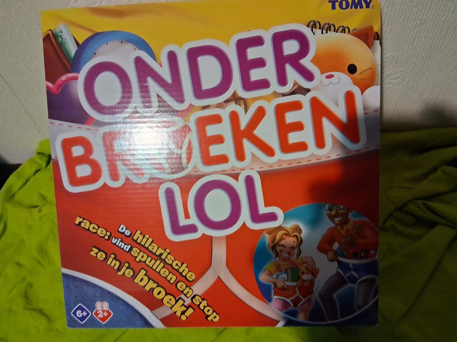 Onderbroeken Lol - Hilarisch spel van Tomy, Vijf spelers of meer, Ophalen of Verzenden, Gebruikt, Tomy