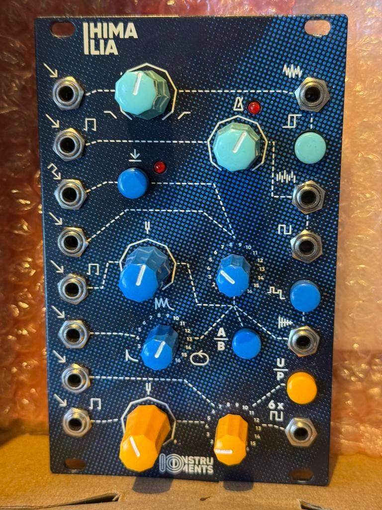 Himalia, Muziek en Instrumenten, Synthesizers, Zo goed als nieuw, Overige aantallen, Overige merken, Ophalen of Verzenden