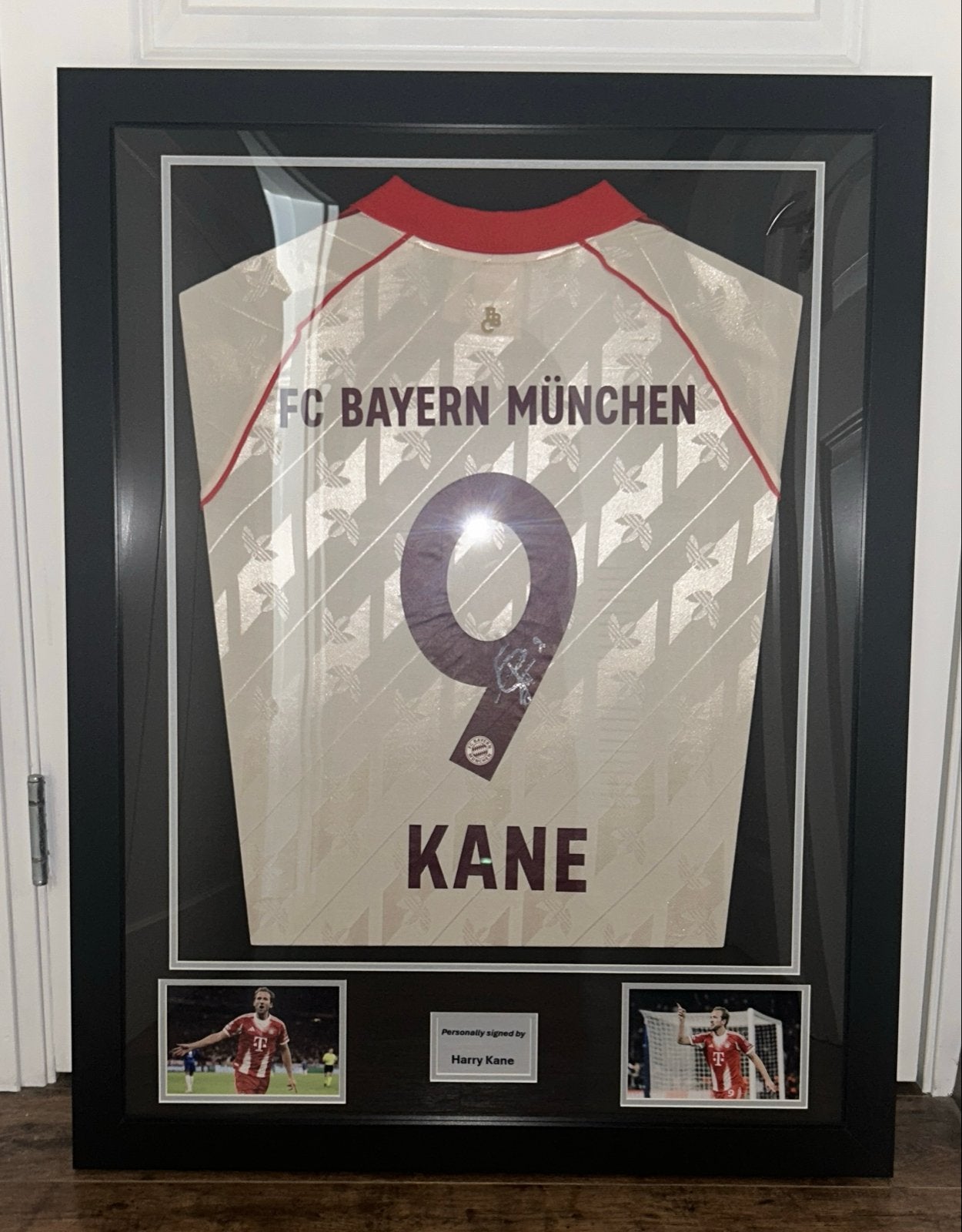 Gesigneerd Bayern München shirt Harry Kane + COA, Verzamelen, Ophalen of Verzenden, Zo goed als nieuw, Shirt