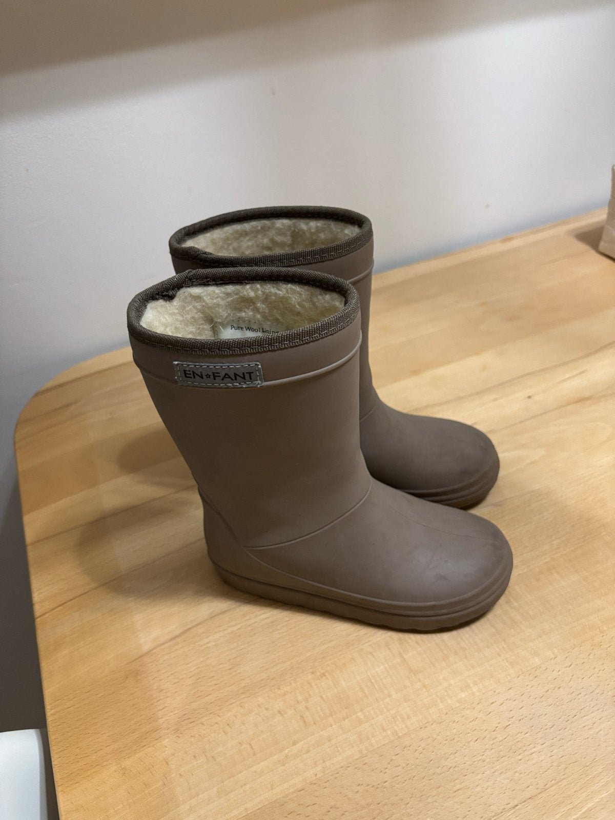 Enfant gevoerde laarzen - perfect voor koude dagen, Kinderen en Baby's, Kinderkleding | Schoenen en Sokken, Ophalen of Verzenden