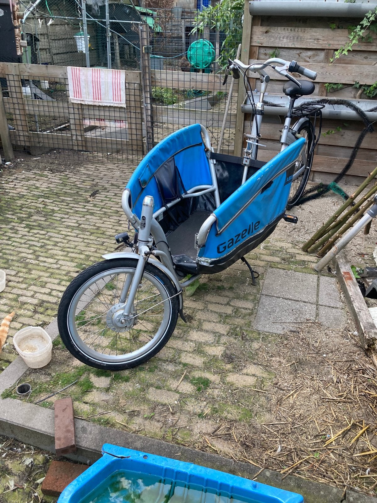 Te koop bakfiets, Ophalen, Zo goed als nieuw