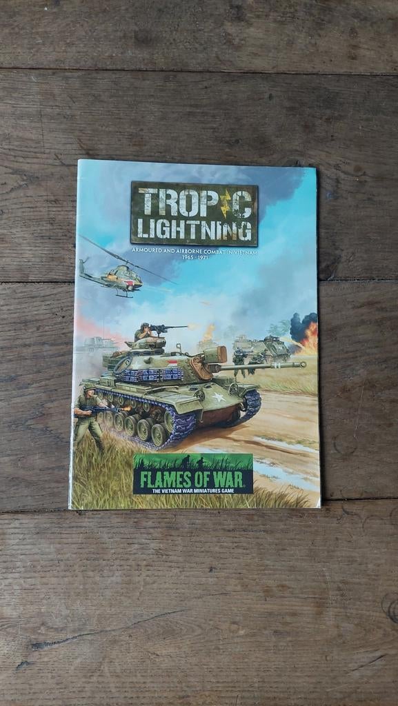Flames of War, Vietnam war miniatures game 2011., Ophalen of Verzenden, Gebruikt, Historisch