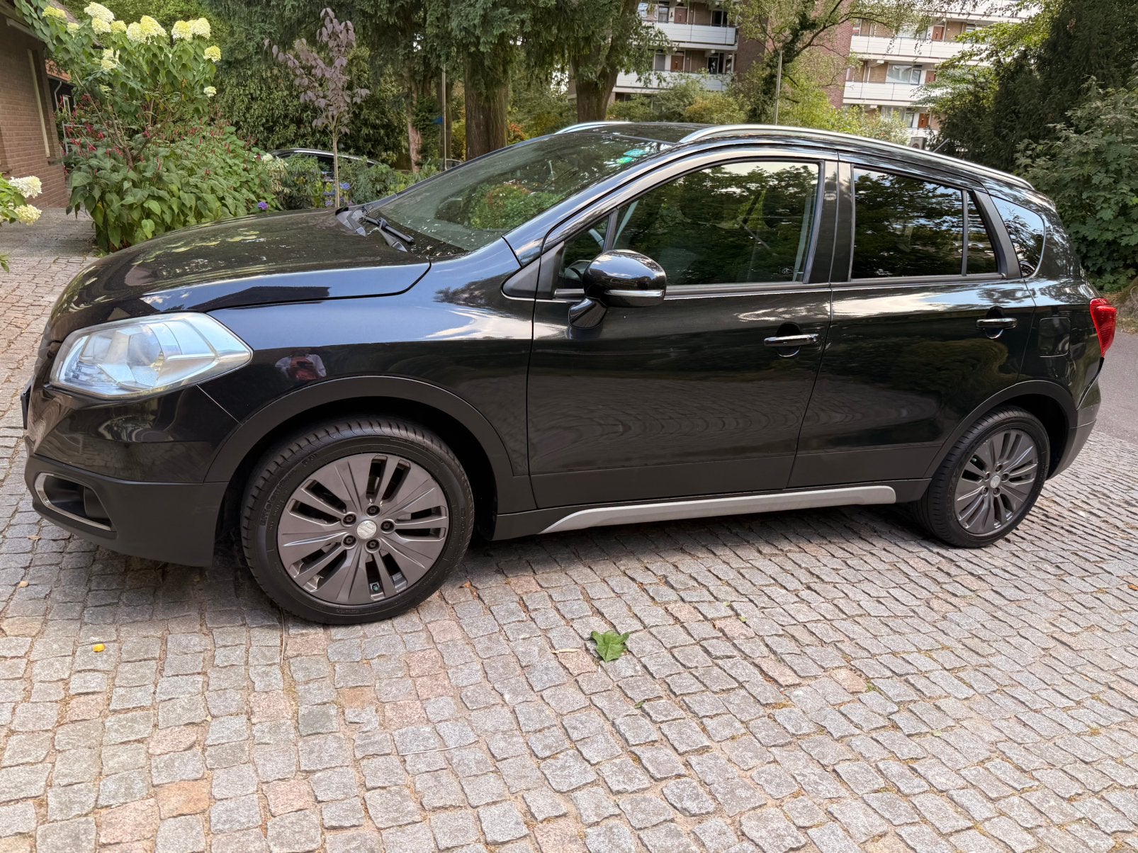 Suzuki S-Cross 1.6 88KW 2014 Zwart (gr. beurt + APK 7-27), Auto's, Voorwielaandrijving, Stof, Zwart, 4 cilinders