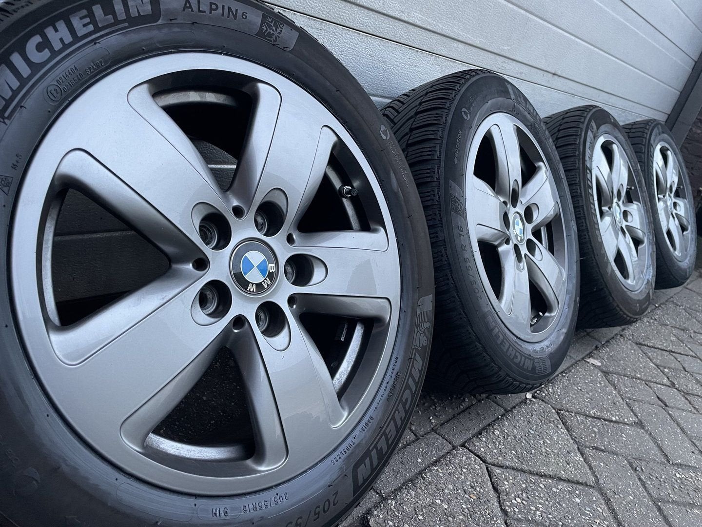 16" BMW 1 2 serie F40 F41 F44 U06 active velgen winterbanden, Auto-onderdelen, Gebruikt, -, Banden en Velgen, -