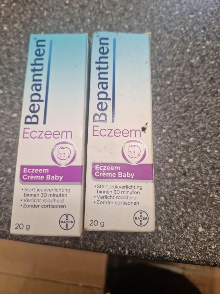 2x Bepanthen Eczeem Crème Baby 20g - Nieuw, Ophalen of Verzenden, Nieuw, Overige typen