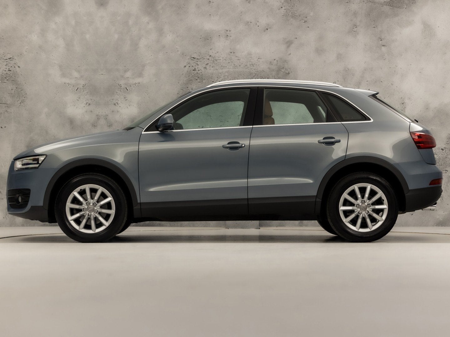 Audi Q3 2.0 TFSI quattro Sport 211Pk Automaat (NAVIGATIE, CL, Gebruikt, 4 cilinders, Blauw, Vierwielaandrijving
