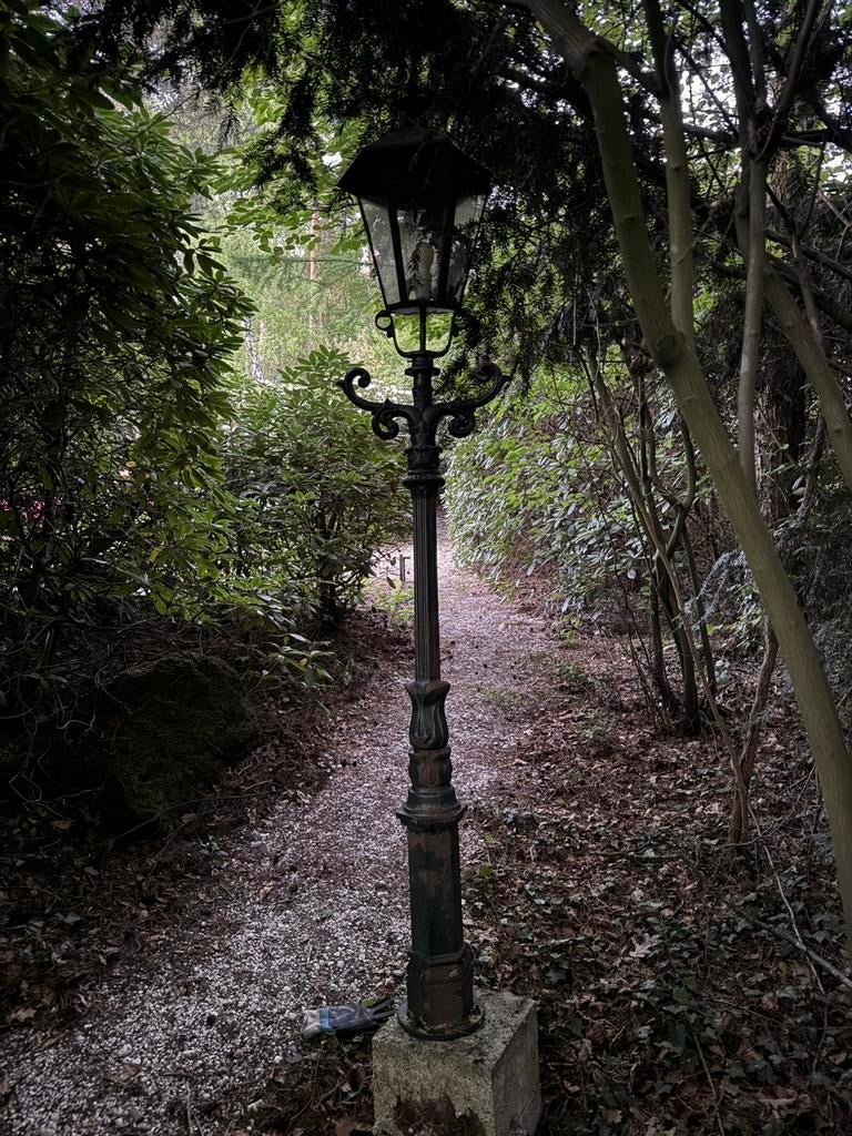 Antieke gietijzeren lantaarnpaal - Decoratief, Ophalen of Verzenden