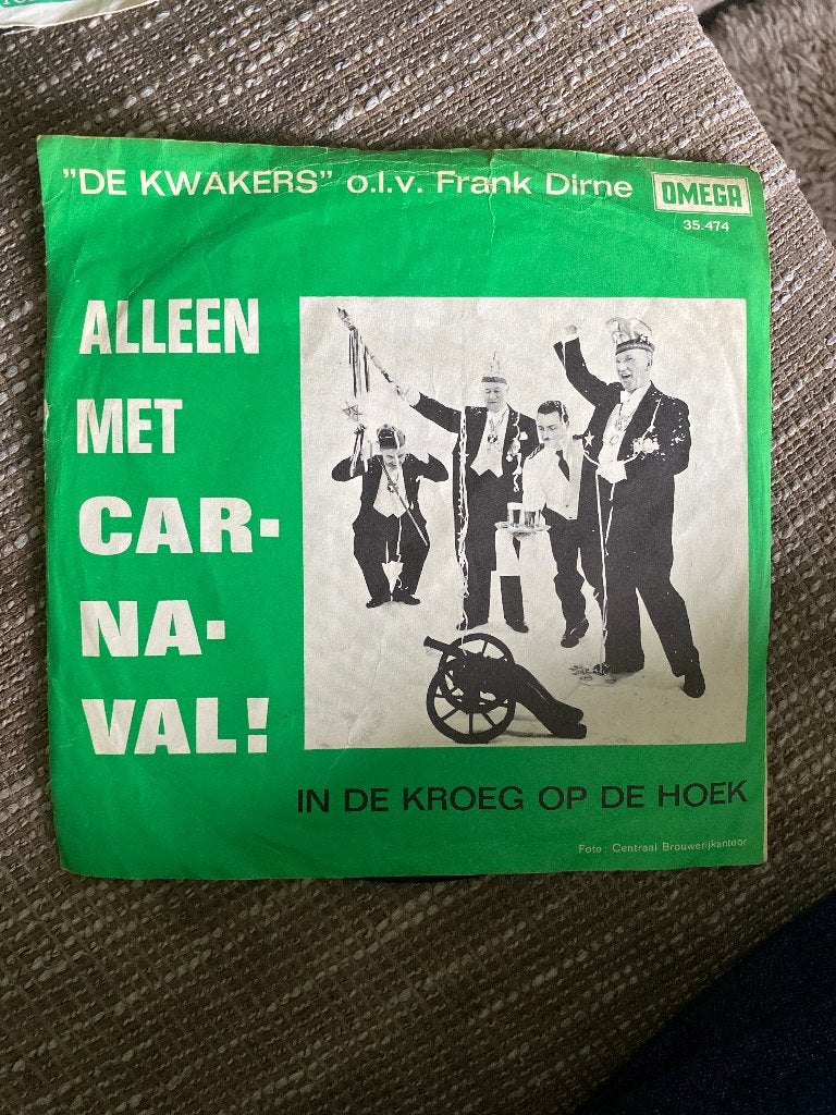 De Kwakers - Alleen Met Carnaval! (Single), Beschermende buitenhoes, Ophalen of Verzenden, Gebruikt, Nederlandstalig