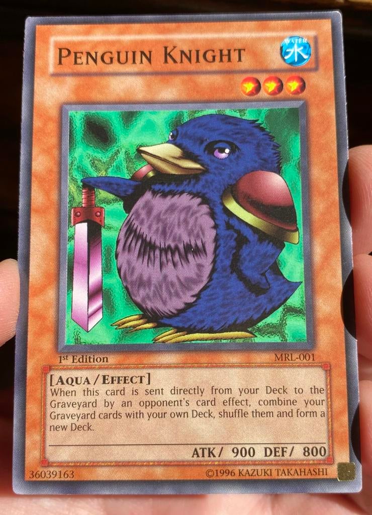 Yu-Gi-Oh! Penguin Knight MRL 1st Edition !, Ophalen of Verzenden, Zo goed als nieuw, Losse kaart