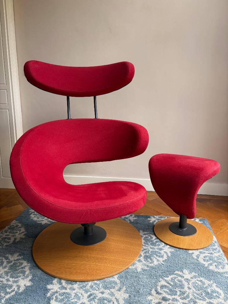 Stokke Peel (1x links, 1x rechts) met hocker (2x), Ophalen, Twee, Timeless Scandinavian design, Zo goed als nieuw
