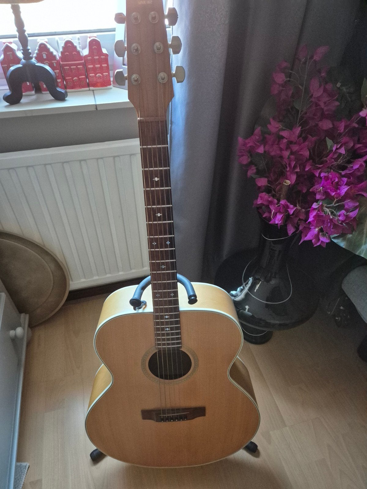 Landola Western gitaar, Muziek en Instrumenten, Snaarinstrumenten | Gitaren | Akoestisch, Ophalen
