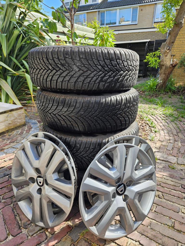 4x firestone winterhawk 4 205/60 r16 met velg, Ophalen, Gebruikt, 16 inch, Band(en)