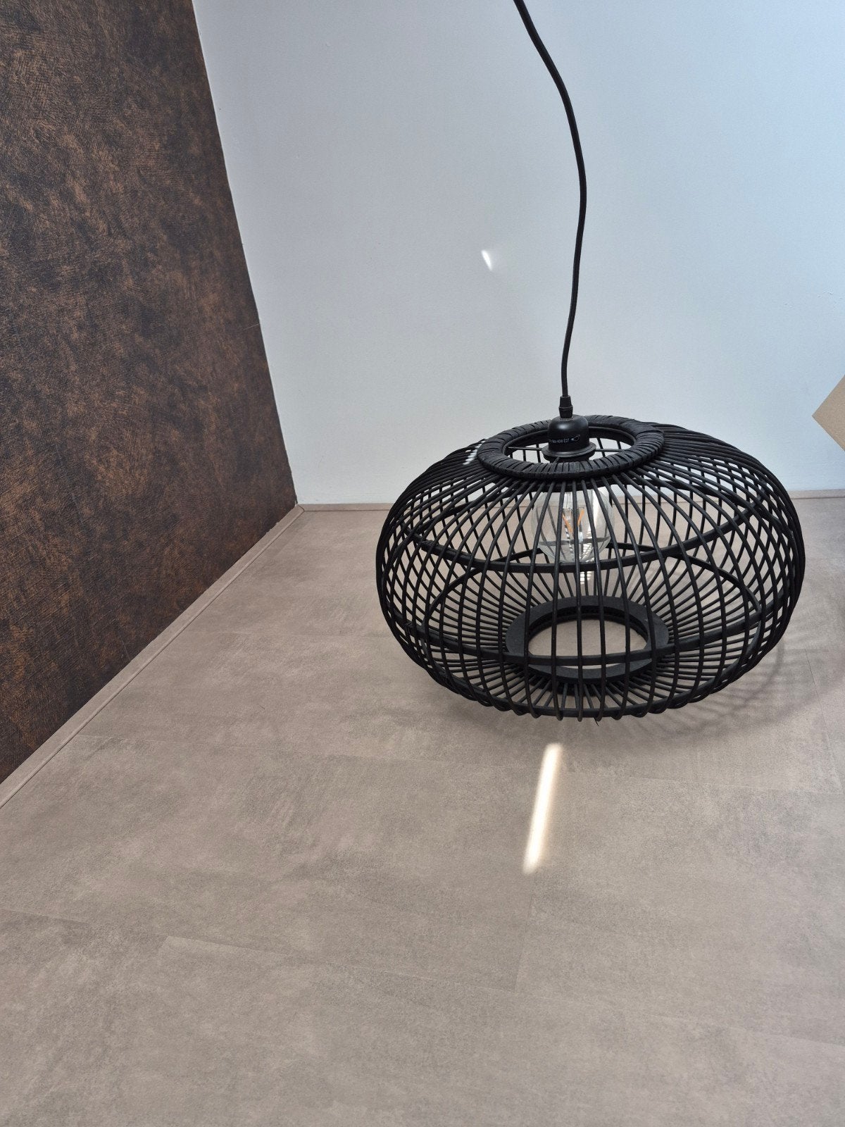 Zwarte bamboe hanglamp inclusief lamp, Ophalen, Zo goed als nieuw, E27 (groot)