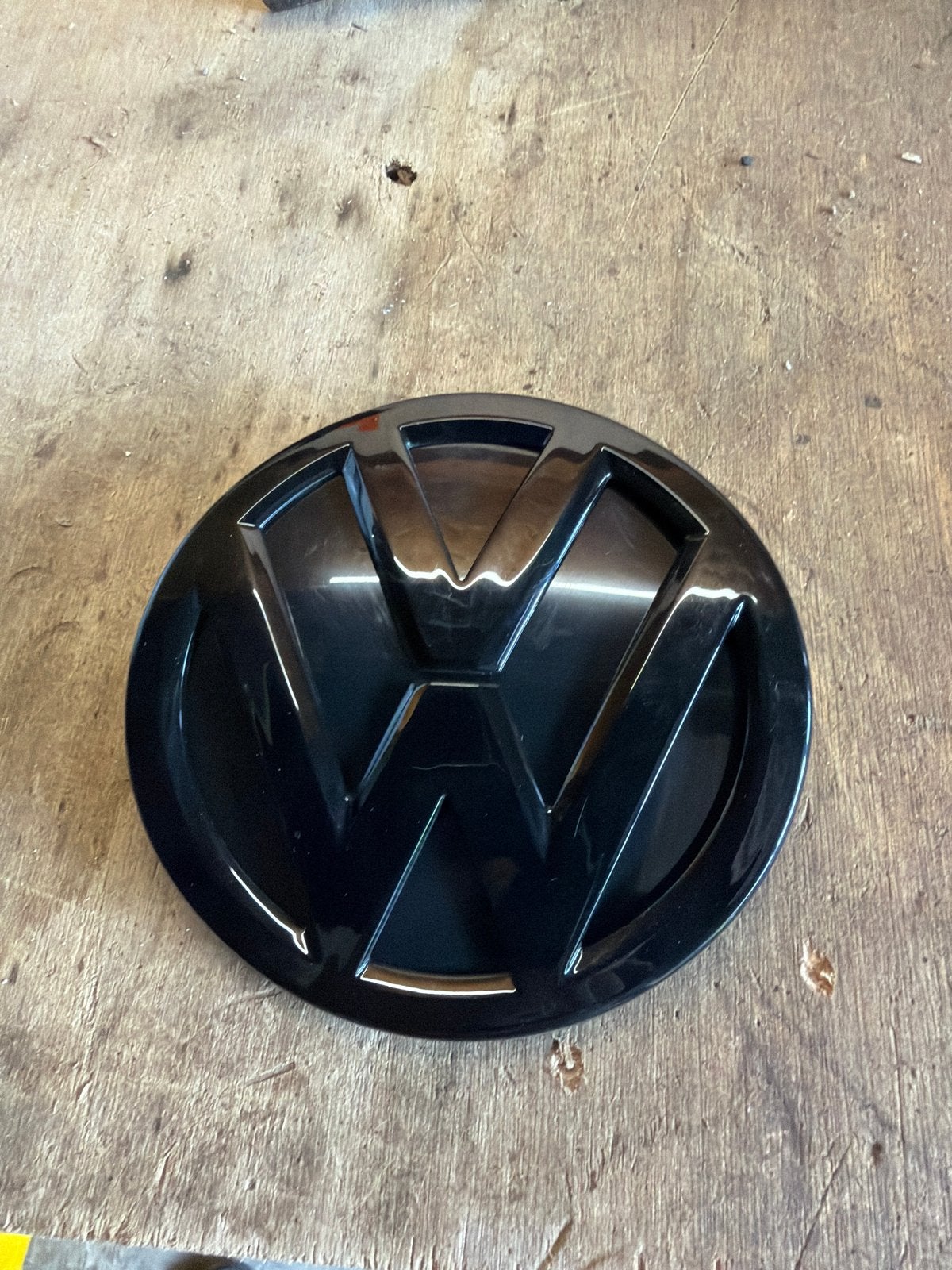 Hoogglans zwart kofferbak logo VW Golf 7.5 2019, Ophalen of Verzenden, Gebruikt, Achter, Volkswagen
