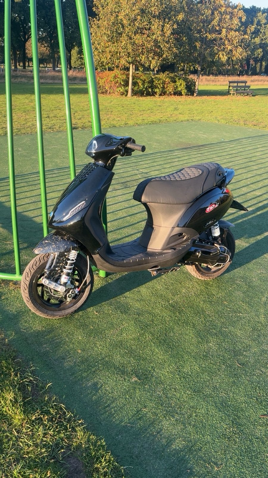Piaggio zip 172cc 2 takt ac, Fietsen en Brommers, Ophalen, Zo goed als nieuw, Zip
