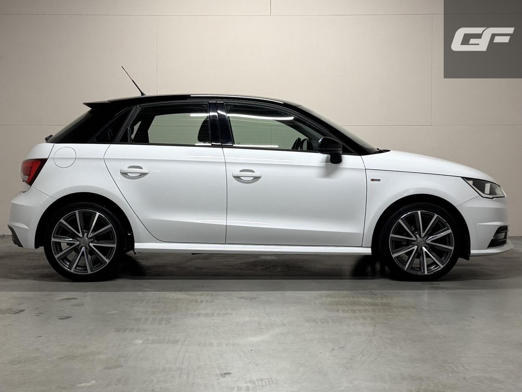 Audi A1 Sportback 1.0 TFSI S-Line Navi Cruise NAP, Auto's, Audi, Voorwielaandrijving, Stof, 95 pk, Met garantie (alle)