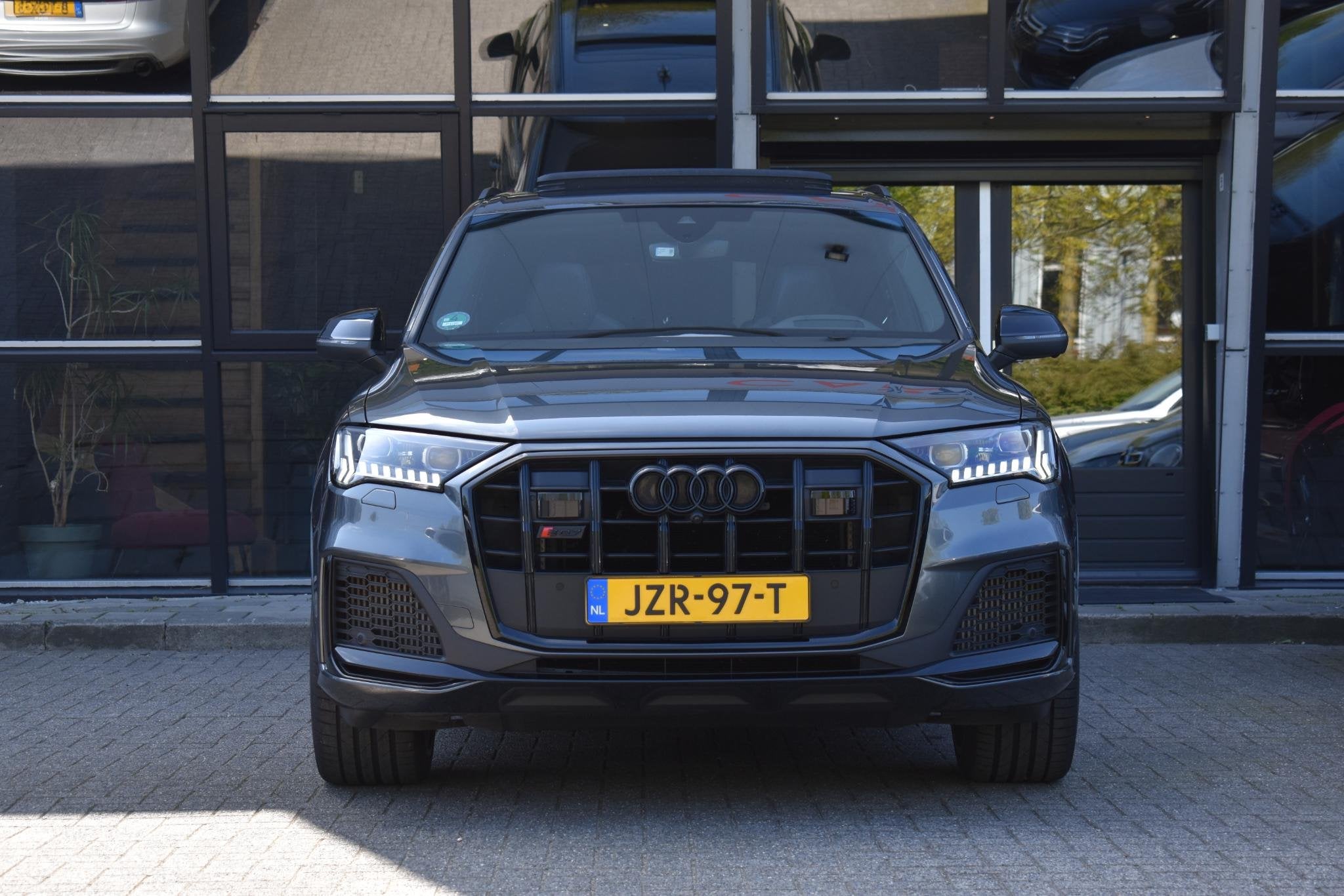 Audi Q7 4.0 TFSI SQ7 quattro Pano HUD Lane B&O 360Camera Tre, Auto's, Automaat, Dealer onderhouden, Gebruikt, Met garantie (alle)