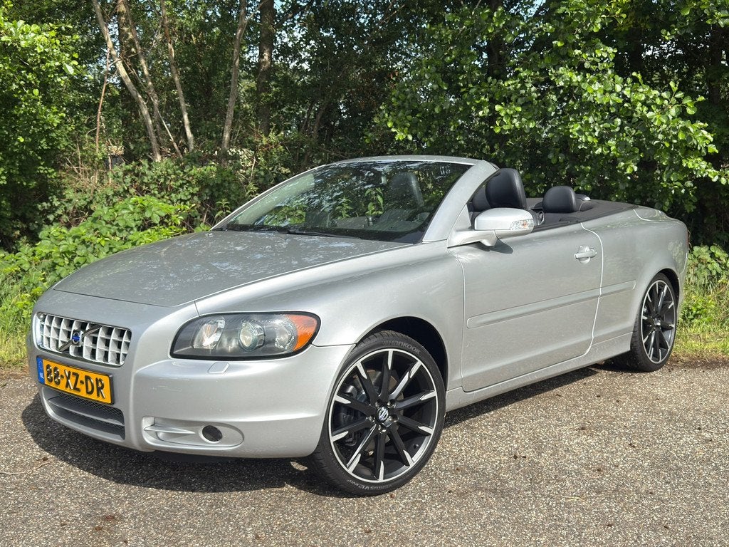 Volvo C70 Convertible 2.4i Summum, C70, Gebruikt, Cabriolet, 4 stoelen