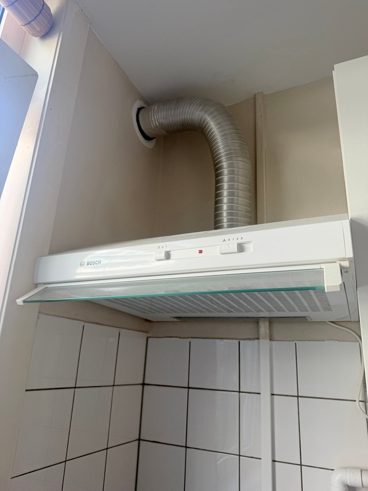 Bosch Afzuigkap - Wit - Goede staat, Ophalen, Gebruikt, Minder dan 200 m³ per uur, Onderbouw afzuigkap