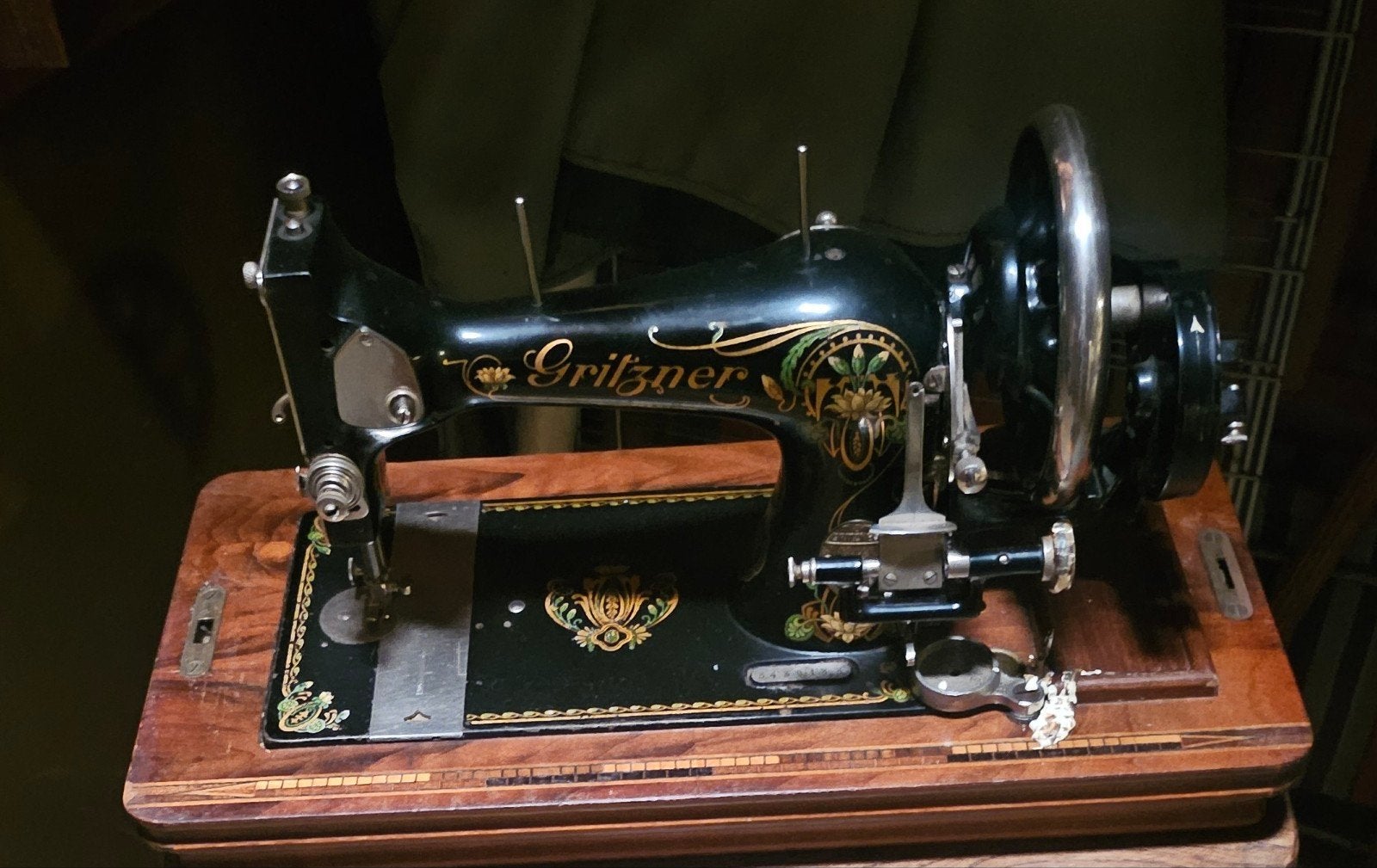 Antieke Gritzner Naaimachine met Houten Koffer, Ophalen of Verzenden