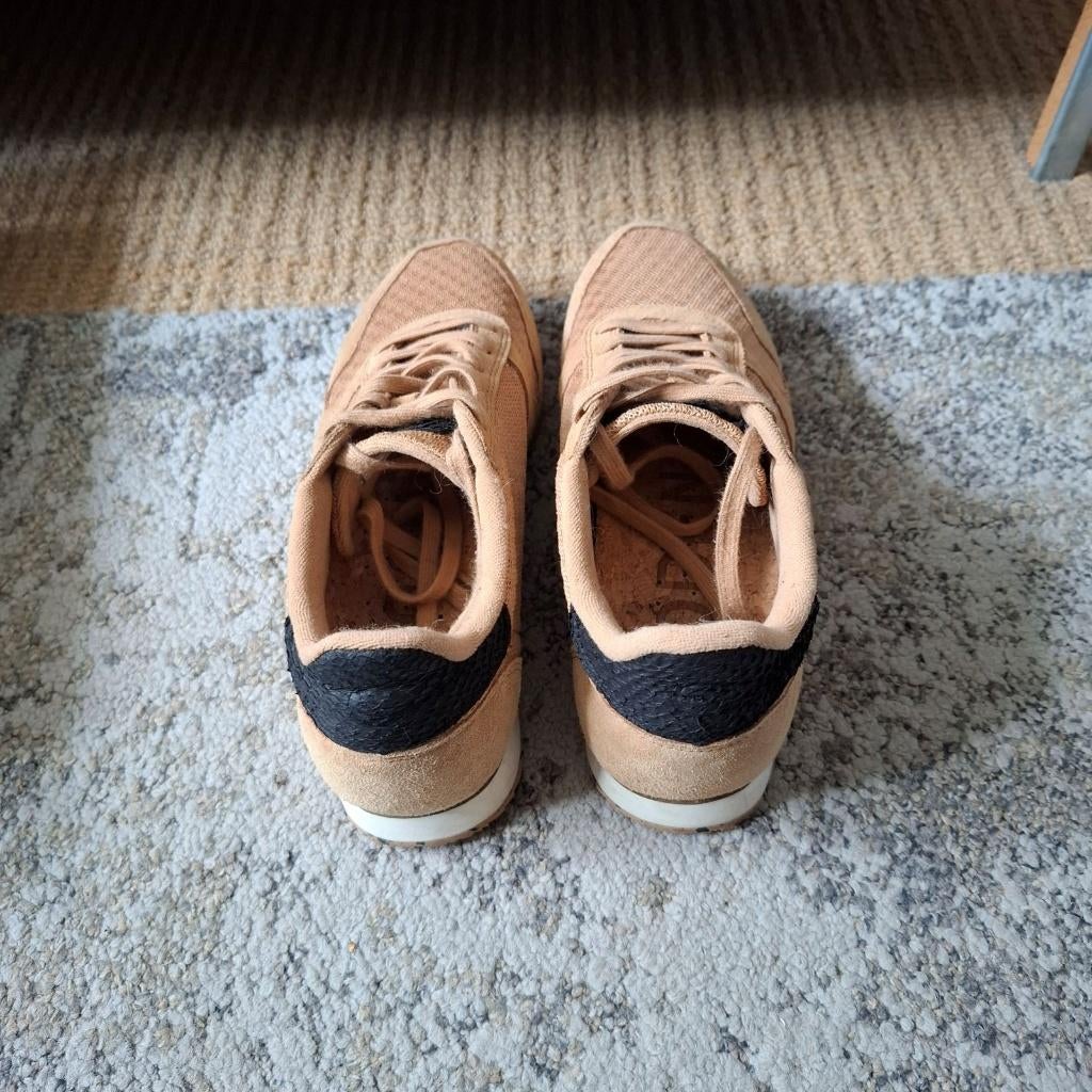 Leuke sneakers van Woden 42, Kleding | Dames, Schoenen, Overige kleuren, Ophalen of Verzenden, Sneakers of Gympen, Zo goed als nieuw