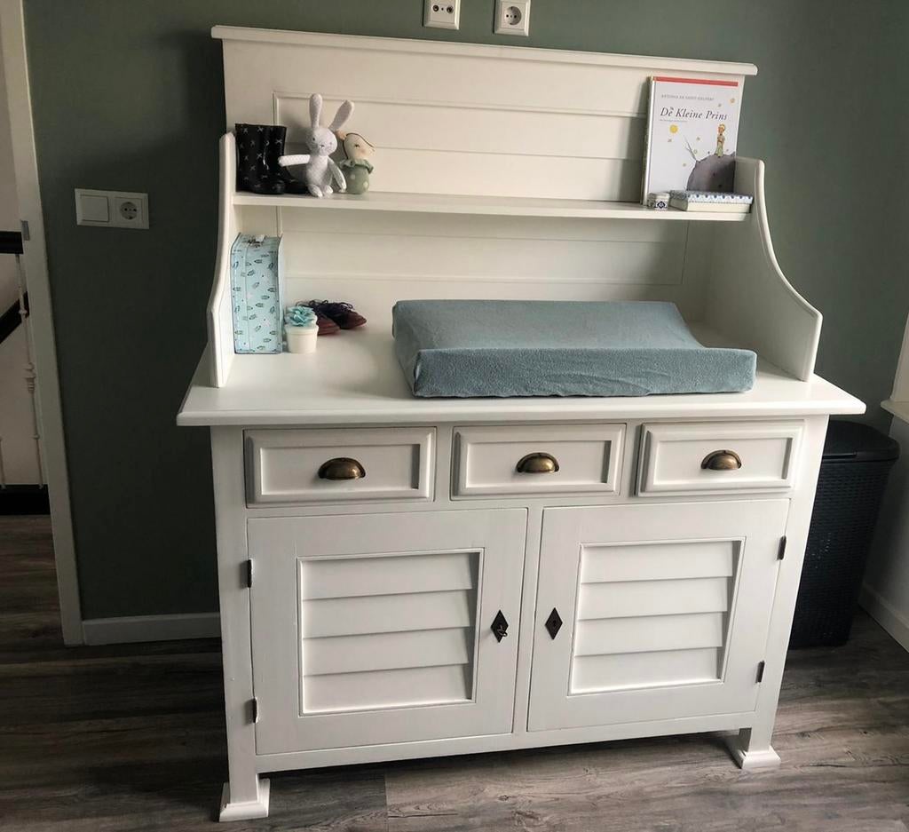 Mooie grote ruime commode, Kinderen en Baby's, Kinderkamer | Commodes en Kasten, Ophalen, Gebruikt, 50 tot 70 cm, 105 cm of meer
