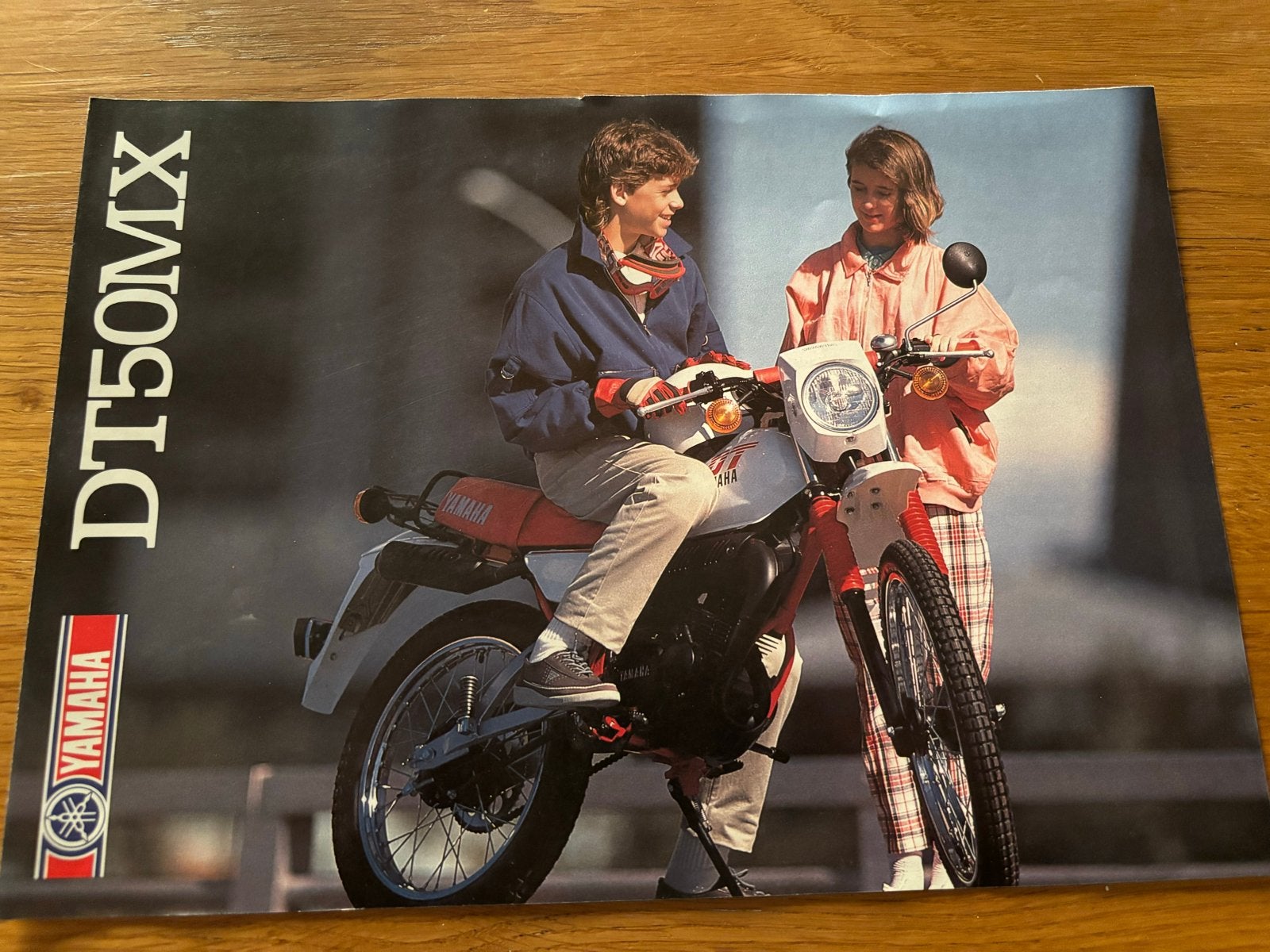 YAMAHA DT 50 MX Brommer Bromfiets Folder Brochure Zeldzaam, Ophalen of Verzenden, Zo goed als nieuw